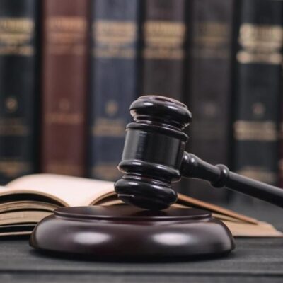 Hoe Lawyers