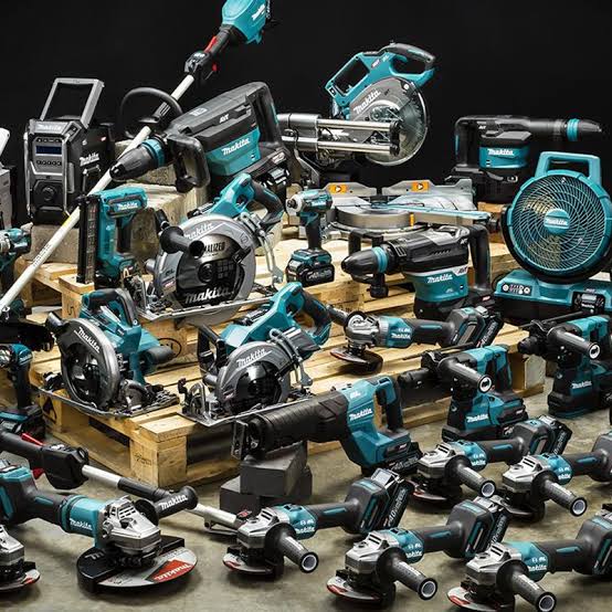 Makita cordless power tools and batteries for Australian tradies